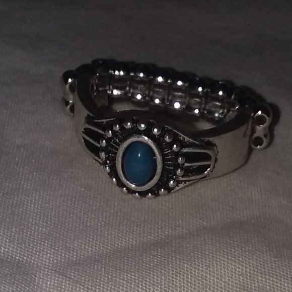Detailed Blue Ring - Picture 1 of 1